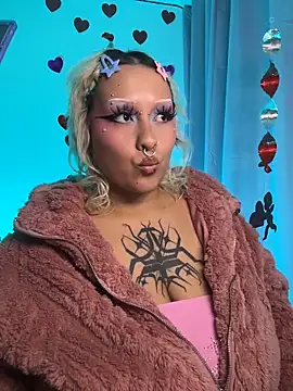 pinkbaddie777 online show from February 2026 02:40:01 AM