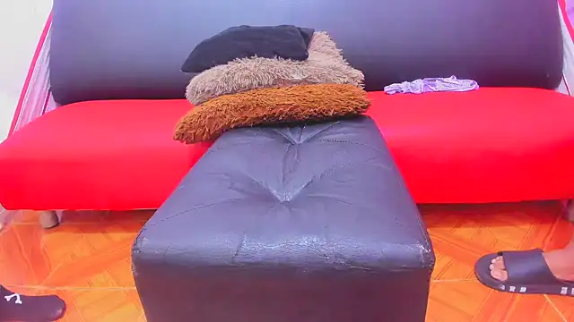 In my room anything goes online show from November 2025 03:53:02 AM