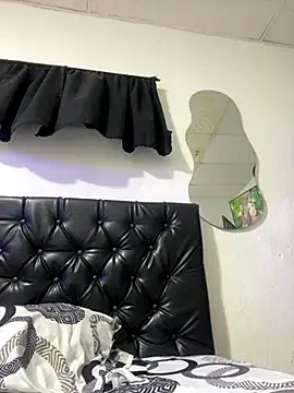 zui luu online show from November 2025 04:17:02 PM