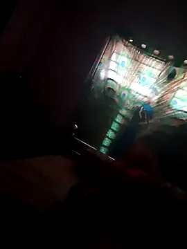 Laal Parilove online show from November 2025 10:04:02 AM