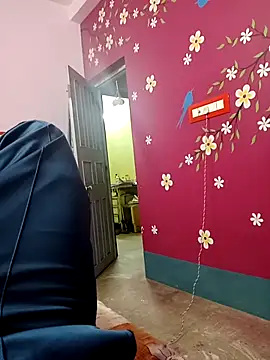 Laal Parilove online show from November 2025 05:12:01 PM