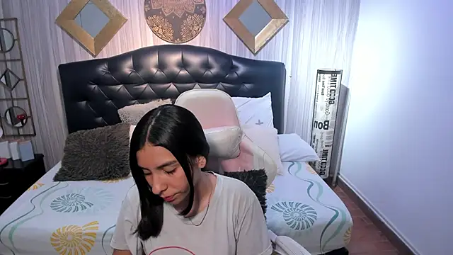 Snapshot of shirley_sweet_ chatting on November 2025 08:53:02 PM shirley sweet online show from November 2025 08:53:02 PM