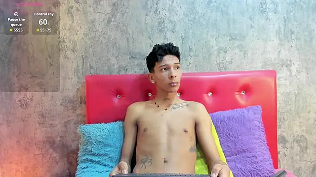 Max Steell online show from November 2025 03:38:01 AM