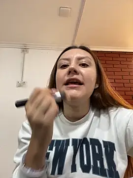 Snapshot of Adrimaretti chatting on October 2025 07:26:02 PM Adrimaretti online show from October 2025 07:26:02 PM