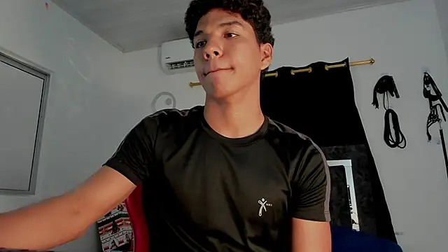 Maximiliano Khalil online show from January 2026 07:08:02 PM