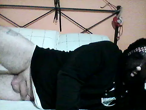 Snapshot of hekate_couple chatting on November 2025 09:25:02 PM hekate couple online show from November 2025 09:25:02 PM