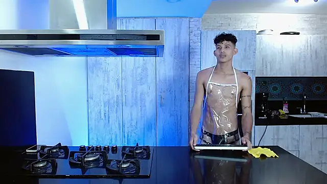 Snapshot of KamiSuarez chatting on January 2026 07:19:01 PM KamiSuarez online show from January 2026 07:19:01 PM