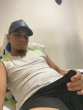 Snapshot of MichaManu7 chatting on November 2025 04:12:01 AM MichaManu7 online show from November 2025 04:12:01 AM