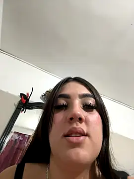 Pauli Anhell online show from November 2025 08:35:01 AM