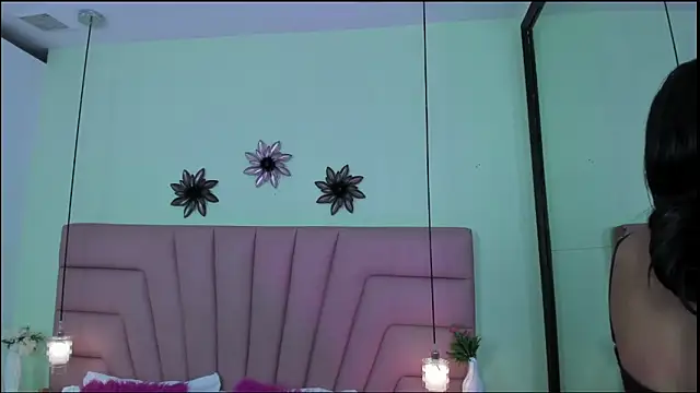 Kim Luna1 online show from March 2026 12:00:01 PM