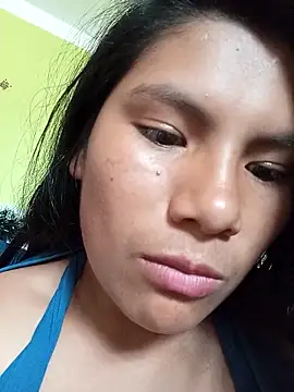 BellaquitA06 online show from December 2025 04:01:01 PM