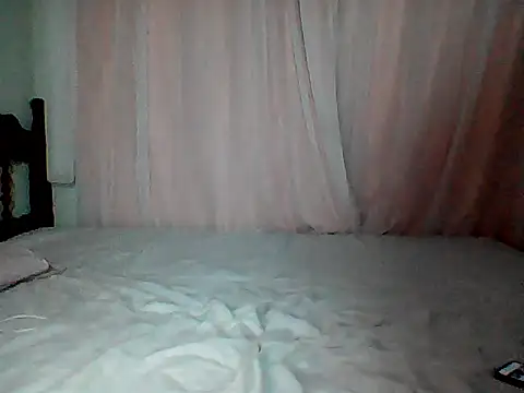 HotGiirl2025 online show from November 2025 03:38:02 AM