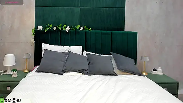 Melanie Ryer online show from November 2025 01:15:02 AM