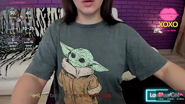 Snapshot of GlowMimi chatting on February 2026 05:36:01 PM GlowMimi online show from February 2026 05:36:01 PM