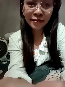 Bamboo-niee123 online show from April 2026 03:42:02 PM