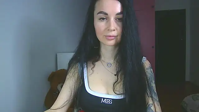 Kamila Donni online show from November 2025 08:59:02 AM