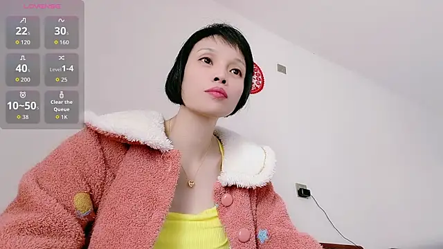 Snapshot of Yan61 chatting on November 2025 01:30:02 AM Yan61 online show from November 2025 01:30:02 AM