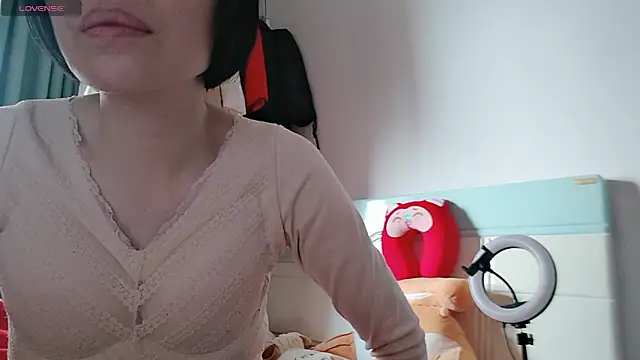 Snapshot of Yan61 chatting on December 2025 01:33:02 AM Yan61 online show from December 2025 01:33:02 AM