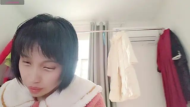 Snapshot of Yan61 chatting on December 2025 02:42:01 AM Yan61 online show from December 2025 02:42:01 AM