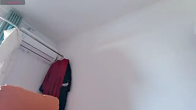 Snapshot of Yan61 chatting on December 2025 02:17:02 AM Yan61 online show from December 2025 02:17:02 AM