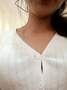 Cute Sanaaya online show from December 2025 10:09:01 AM