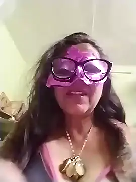 LOVE  RANI online show from December 2025 01:40:02 PM