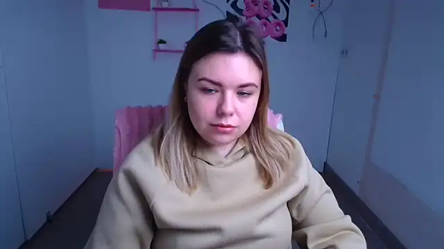 Snapshot of SusannaNight chatting on November 2025 06:35:02 AM SusannaNight online show from November 2025 06:35:02 AM