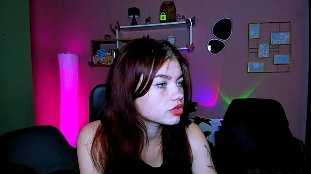 Snapshot of isabel_wave chatting on November 2025 10:15:01 AM isabel wave online show from November 2025 10:15:01 AM