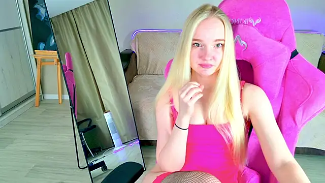 Shawty Mia online show from April 2026 07:58:01 PM