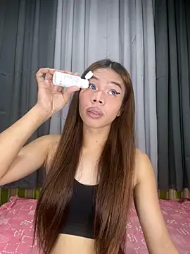 kierra fox online show from November 2025 03:03:02 PM