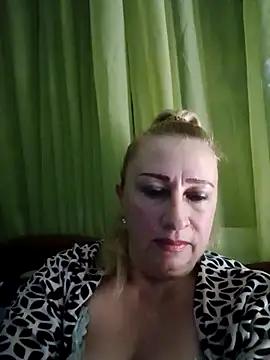 Esenia505 online show from November 2025 02:51:01 PM