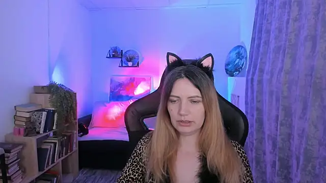 Snapshot of AleksaLaurent chatting on November 2025 09:13:02 AM AleksaLaurent online show from November 2025 09:13:02 AM