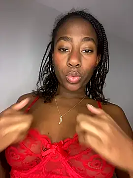 Snapshot of milarain chatting on December 2025 12:59:02 AM milarain online show from December 2025 12:59:02 AM