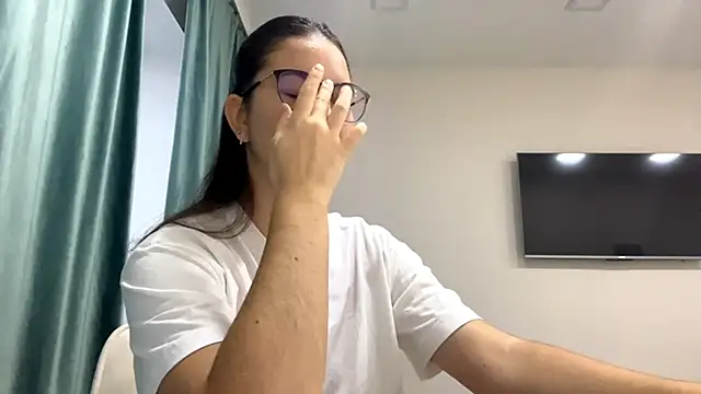 Allisgree online show from November 2025 06:14:01 AM