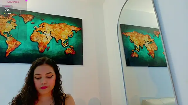 R3d Moonss   online show from February 2026 06:59:02 PM