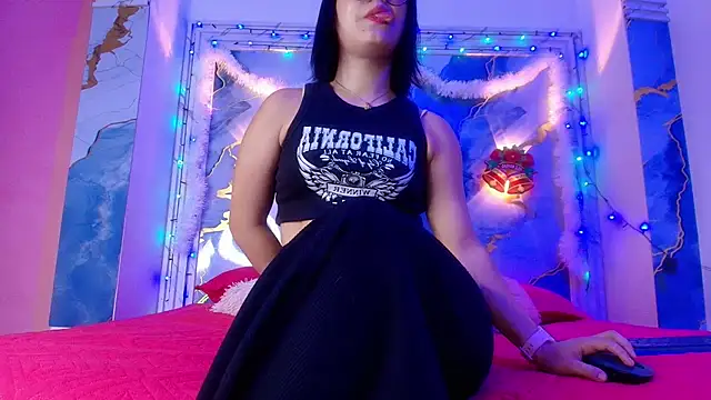 Snapshot of Girls_from_medellin chatting on December 2025 03:04:01 AM Girls from medellin online show from December 2025 03:04:01 AM