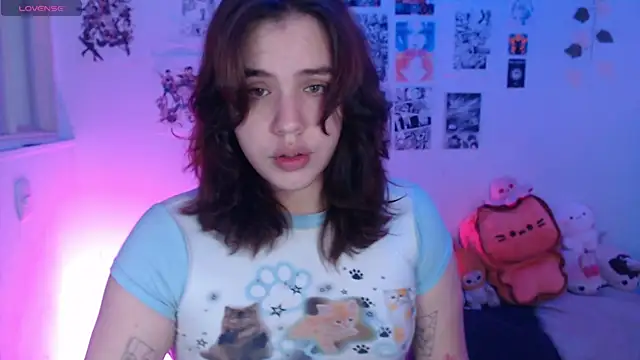 Snapshot of reiko_doll chatting on December 2025 09:35:01 PM reiko doll online show from December 2025 09:35:01 PM