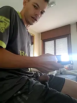 Snapshot of Casal2011 chatting on October 2025 05:25:02 PM Casal2011 online show from October 2025 05:25:02 PM