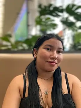 Snapshot of Vickybon chatting on October 2025 08:22:02 PM Vickybon online show from October 2025 08:22:02 PM