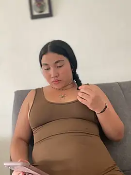 Snapshot of Vickybon chatting on November 2025 09:48:01 PM Vickybon online show from November 2025 09:48:01 PM