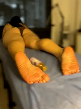 Snapshot of Vickybon chatting on November 2025 06:29:01 PM Vickybon online show from November 2025 06:29:01 PM