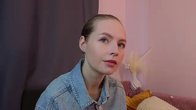 BaileyBernos online show from November 2025 09:19:02 AM