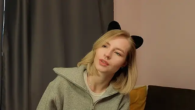 BaileyBernos online show from November 2025 09:15:02 AM