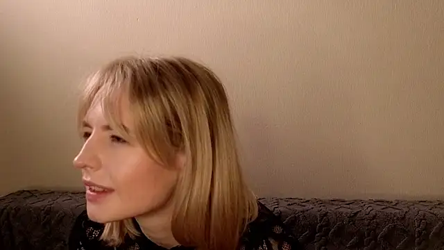 BaileyBernos online show from November 2025 09:21:01 AM