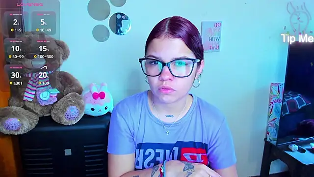 Emma boo online show from February 2026 03:08:01 PM