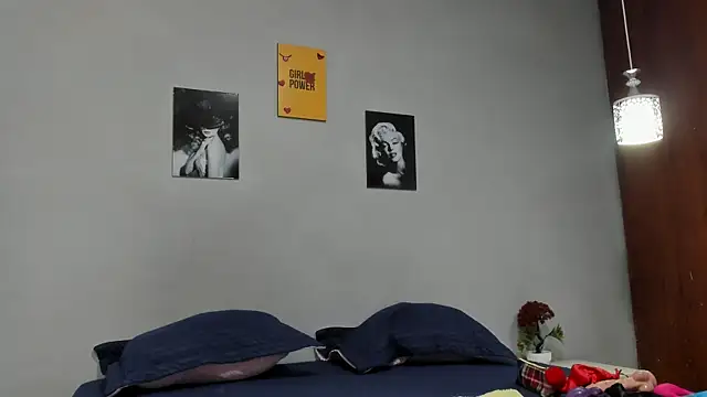 sexynova 93 online show from April 2026 07:37:02 PM