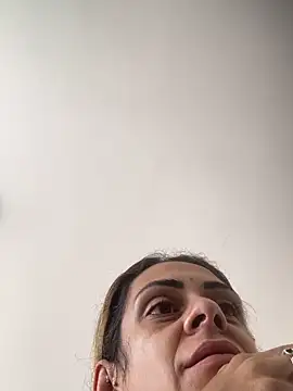 sabrinaneves online show from February 2026 04:22:02 PM