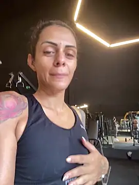 sabrinaneves online show from February 2026 04:03:02 PM