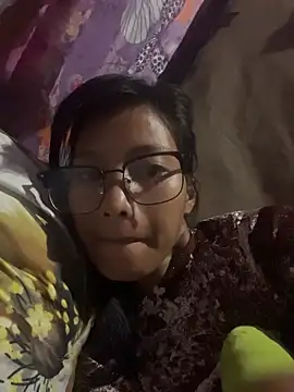 Snapshot of hottiebabe23 chatting on November 2025 08:49:01 PM hottiebabe23 online show from November 2025 08:49:01 PM