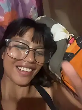 Snapshot of hottiebabe23 chatting on November 2025 11:54:01 PM hottiebabe23 online show from November 2025 11:54:01 PM